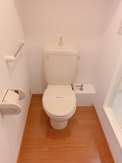 Room image 9