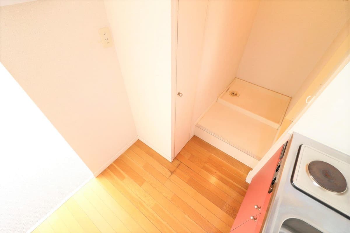 Room image 9