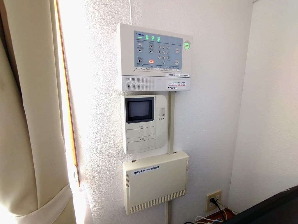 Room image 13