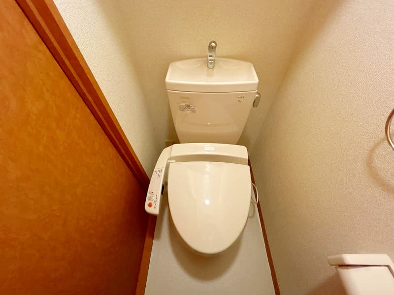 Room image 8
