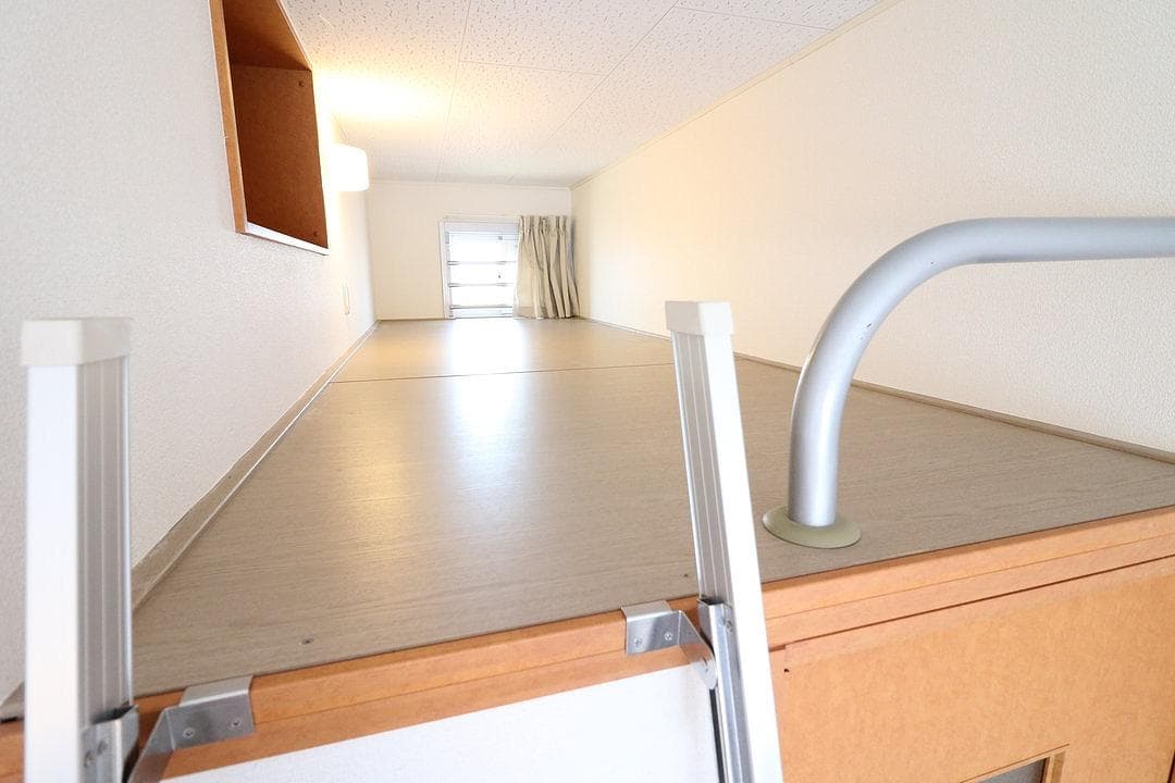 Room image 10