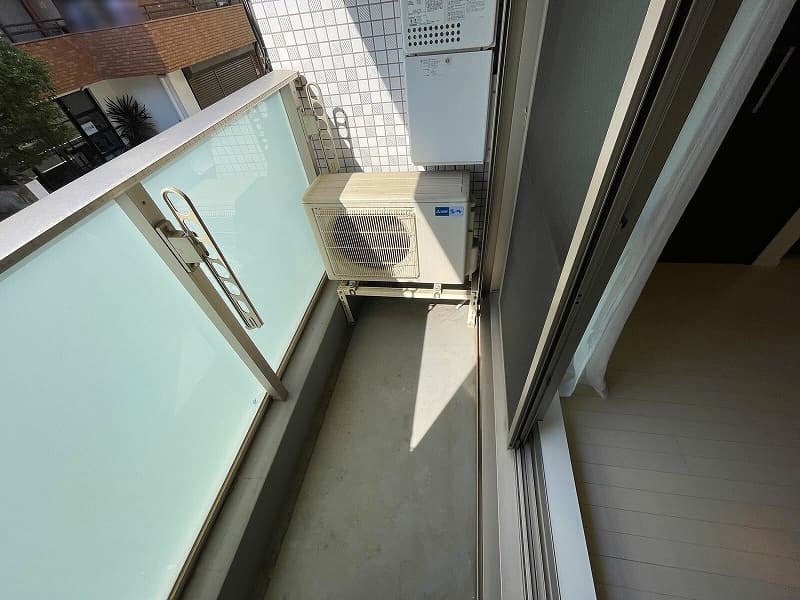 Room image 11