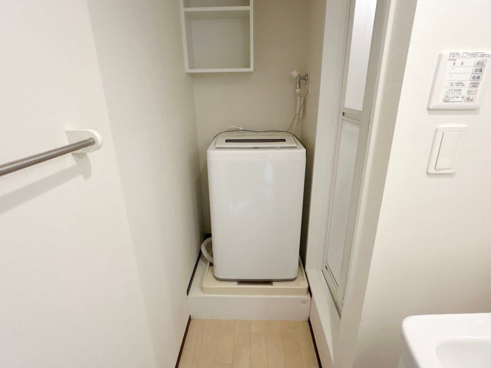 Room image 12