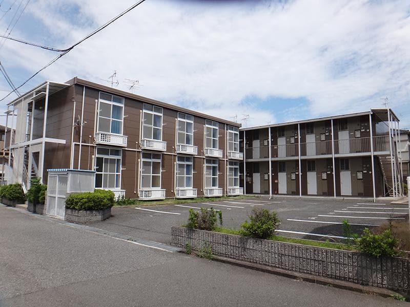 Main exterior of leopalace Mori No Izumi