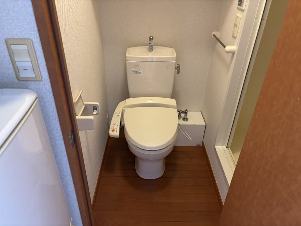 Room image 8