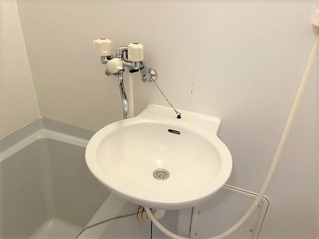 Room image 8