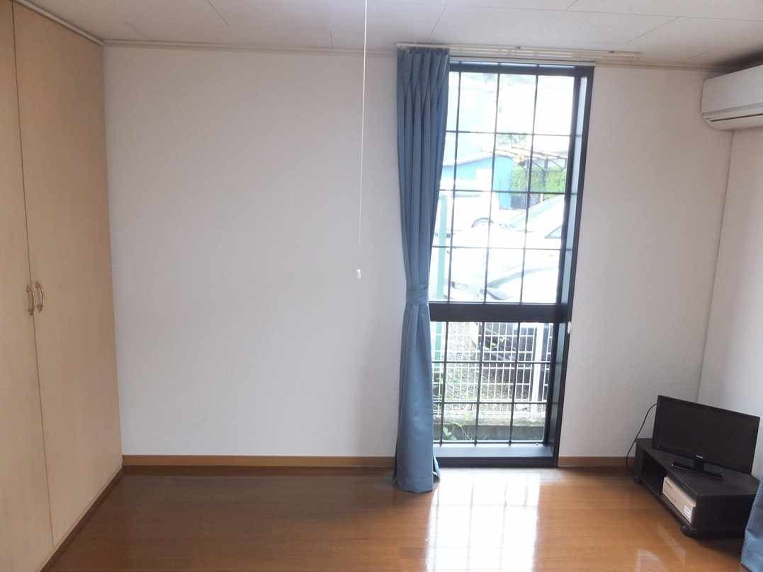 Room image 11