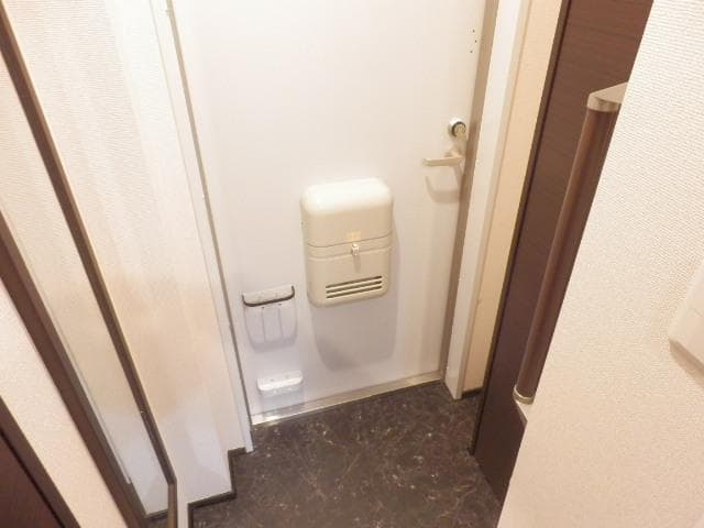 Room image 12