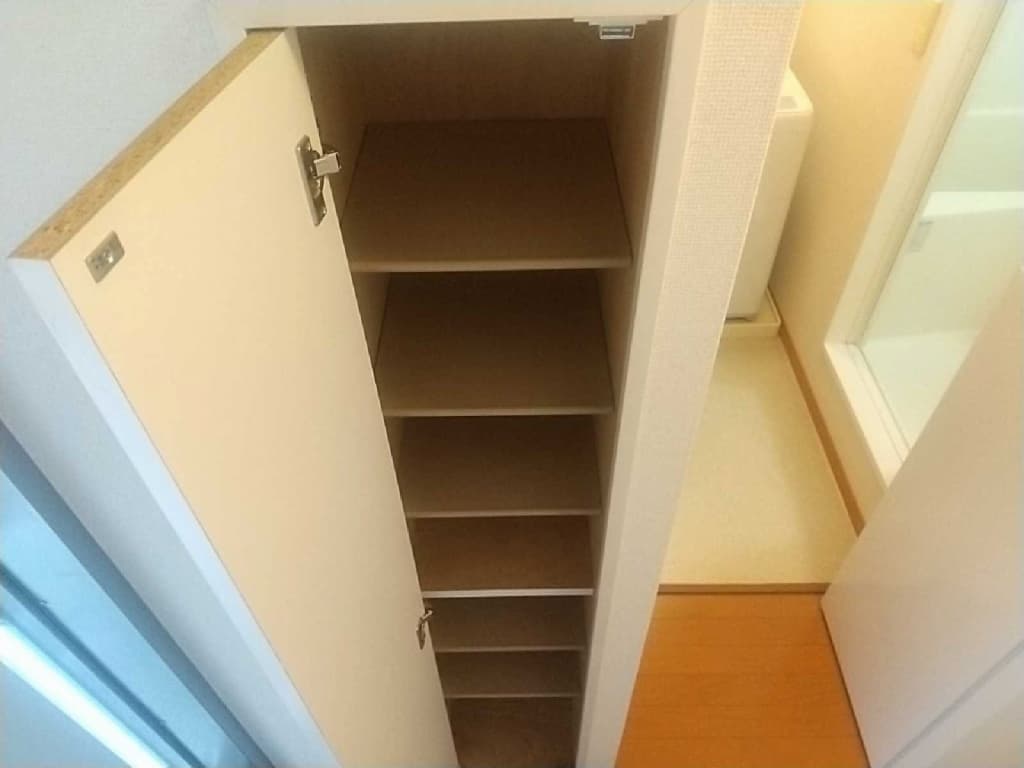 Room image 13
