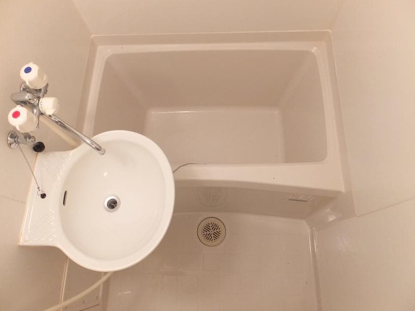Room image 11