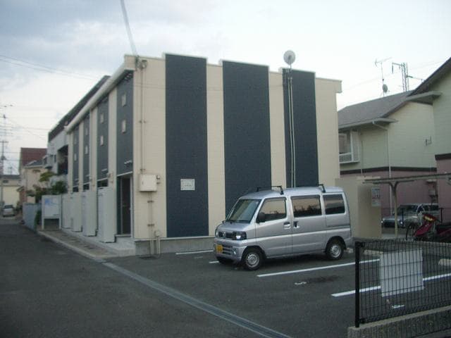 Room image 16