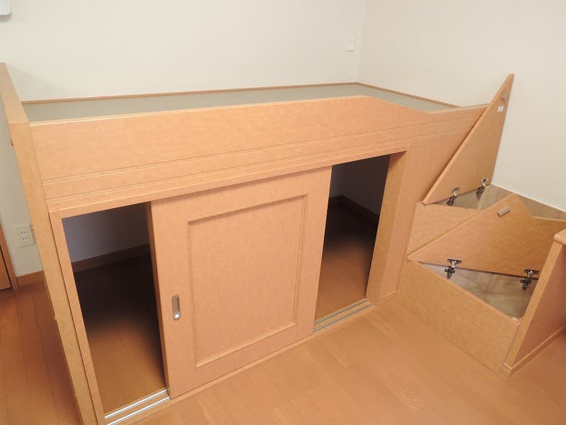 Room image 8