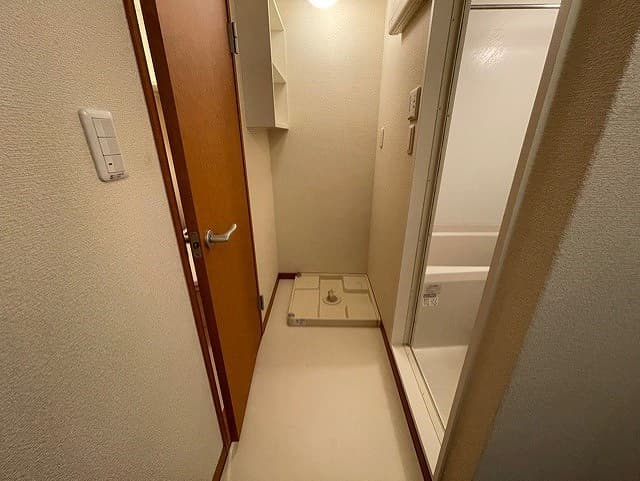 Room image 9