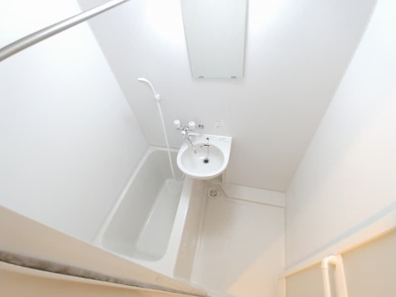 Room image 9
