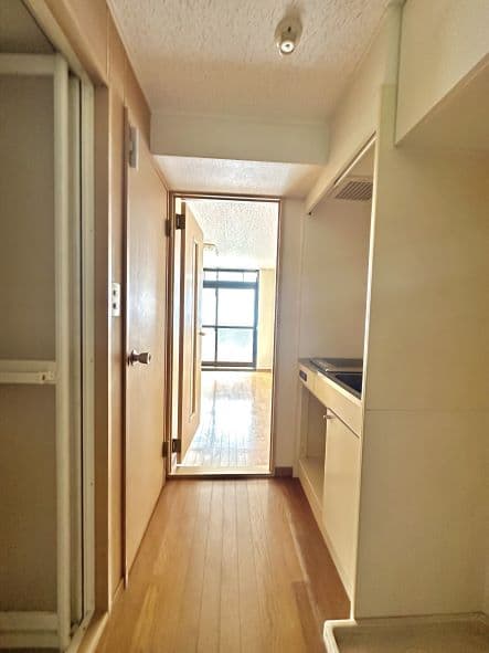 Room image 11