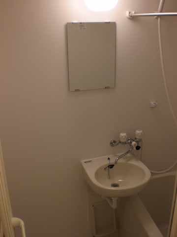 Room image 12