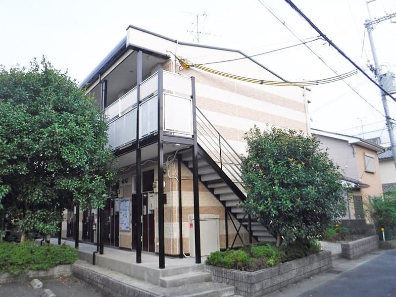 Main exterior of leopalace Uji Iseda