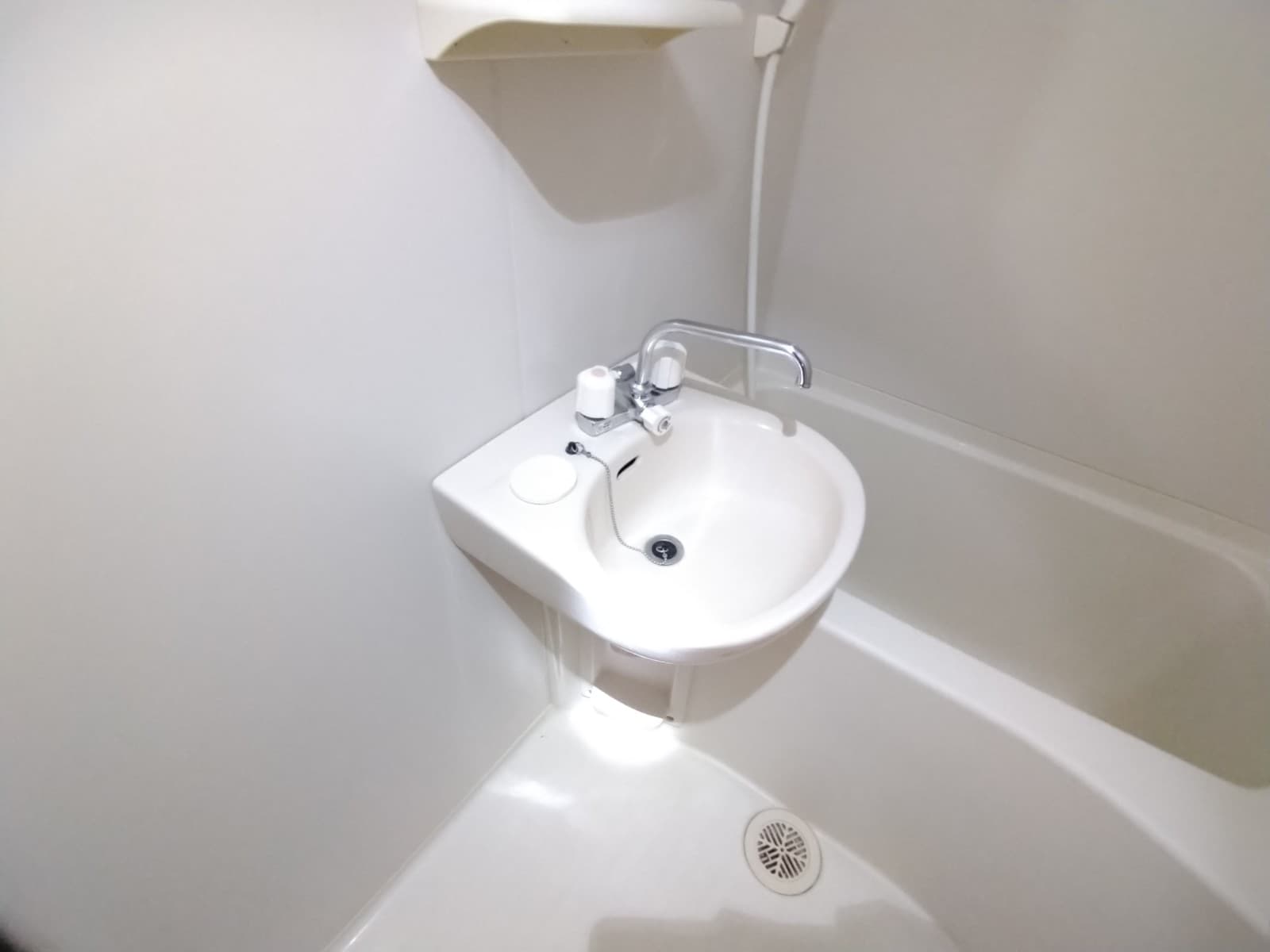 Room image 12