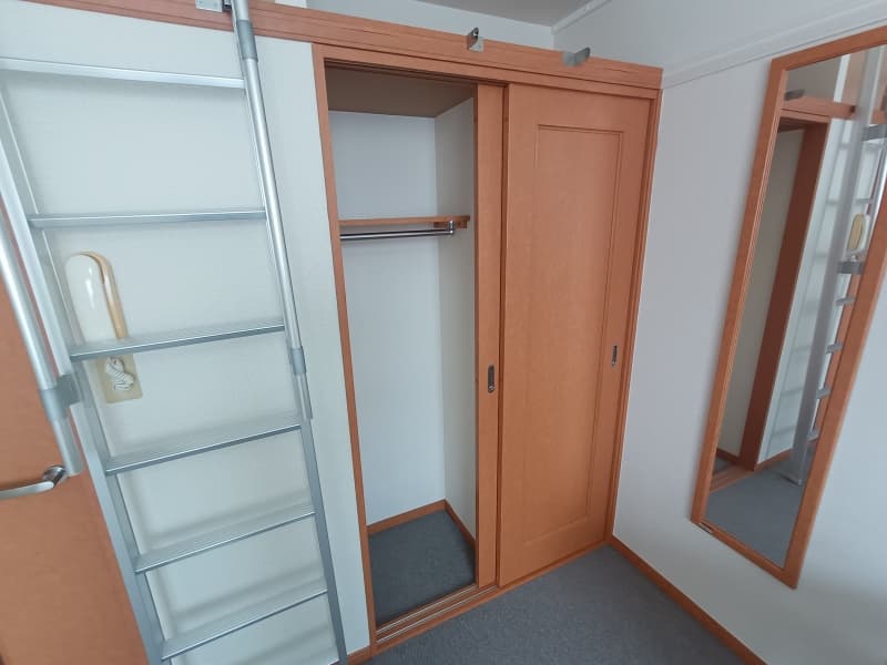 Room image 9