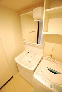 Room image 11