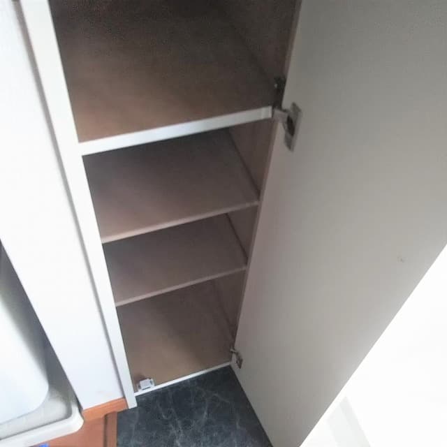 Room image 11