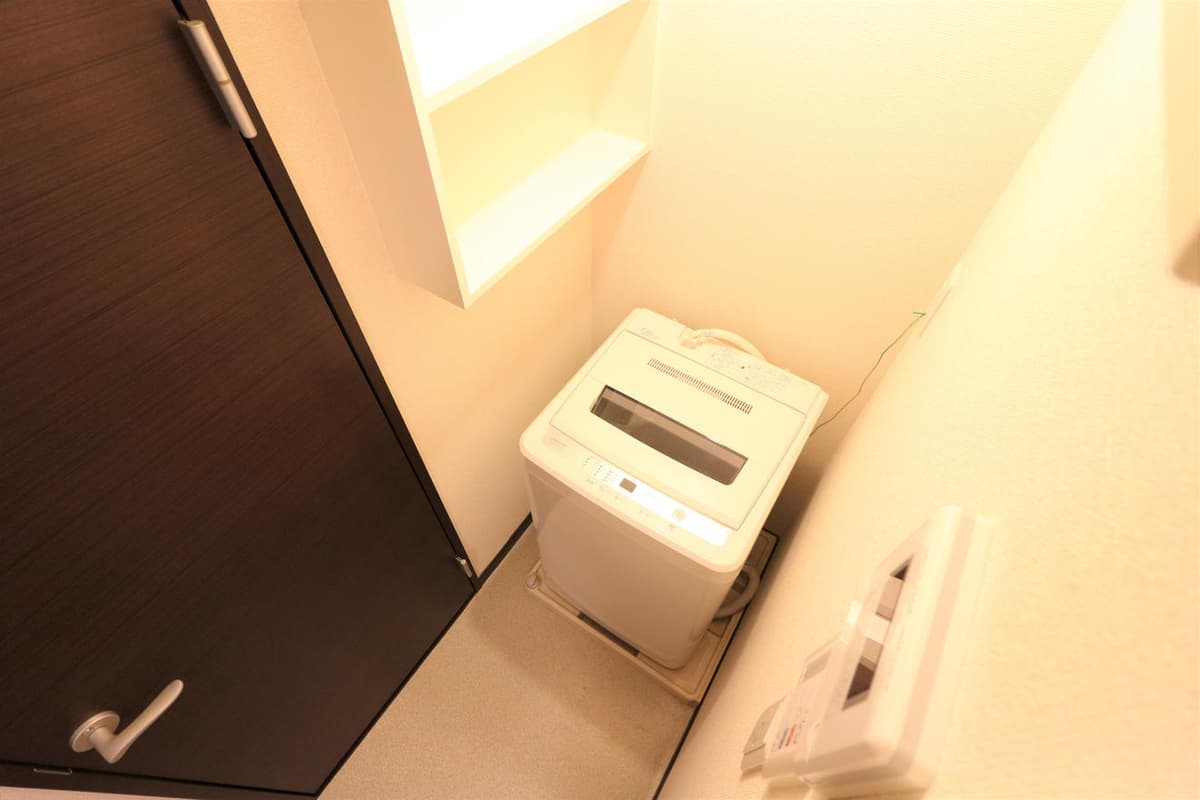 Room image 10