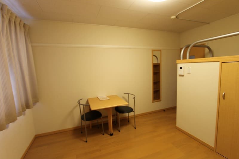 Room image 16
