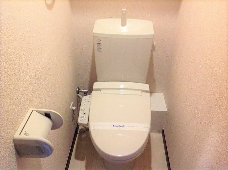 Room image 8