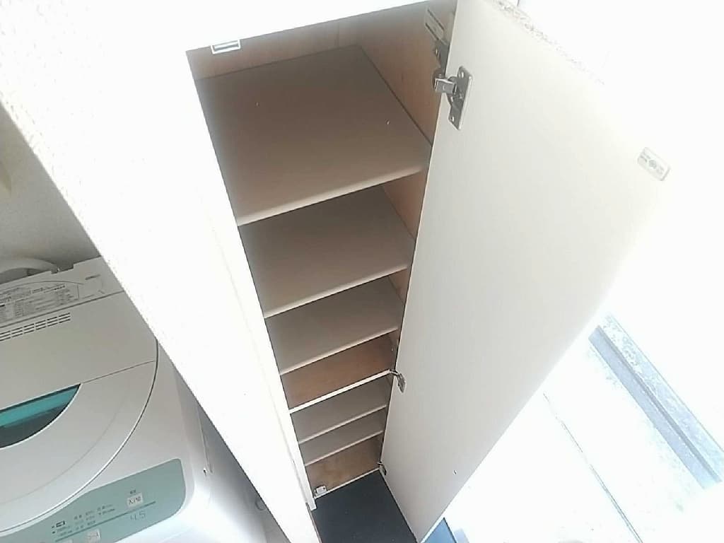 Room image 13