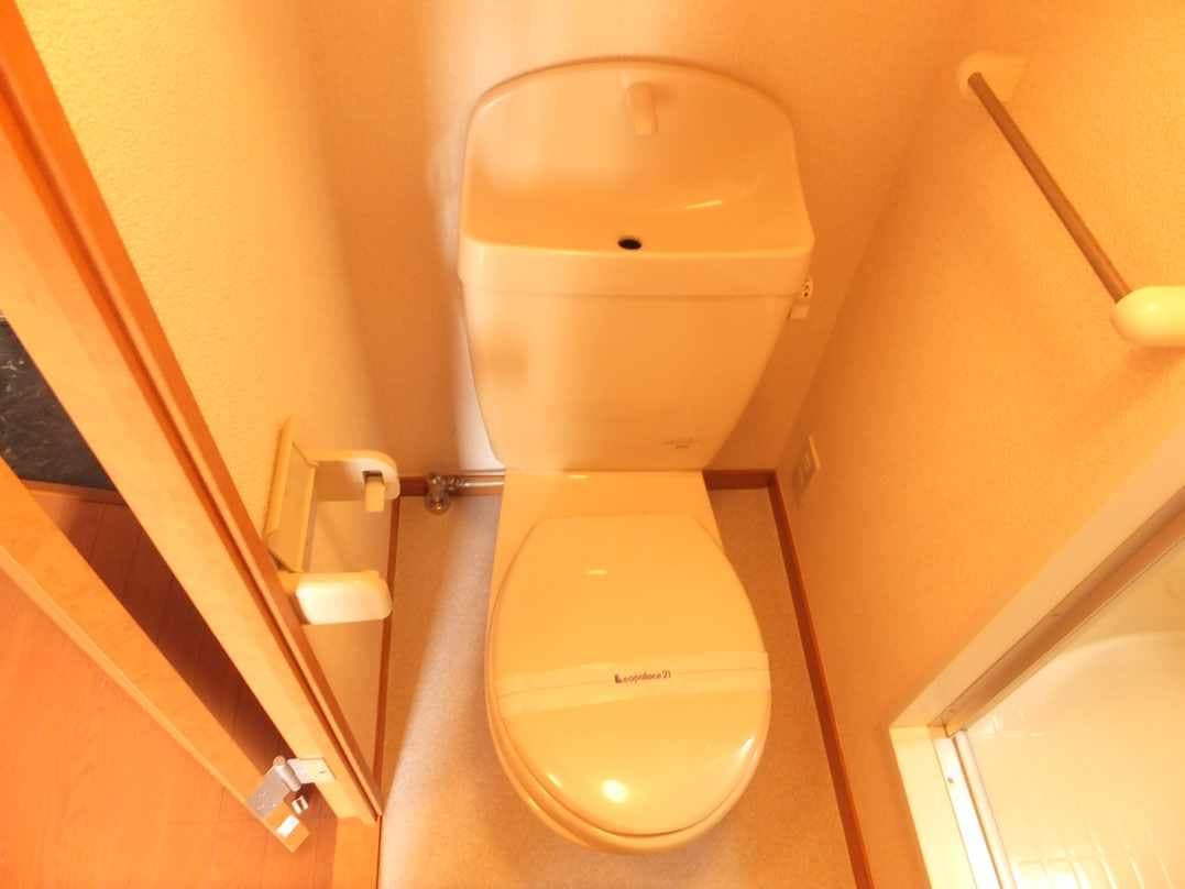 Room image 9