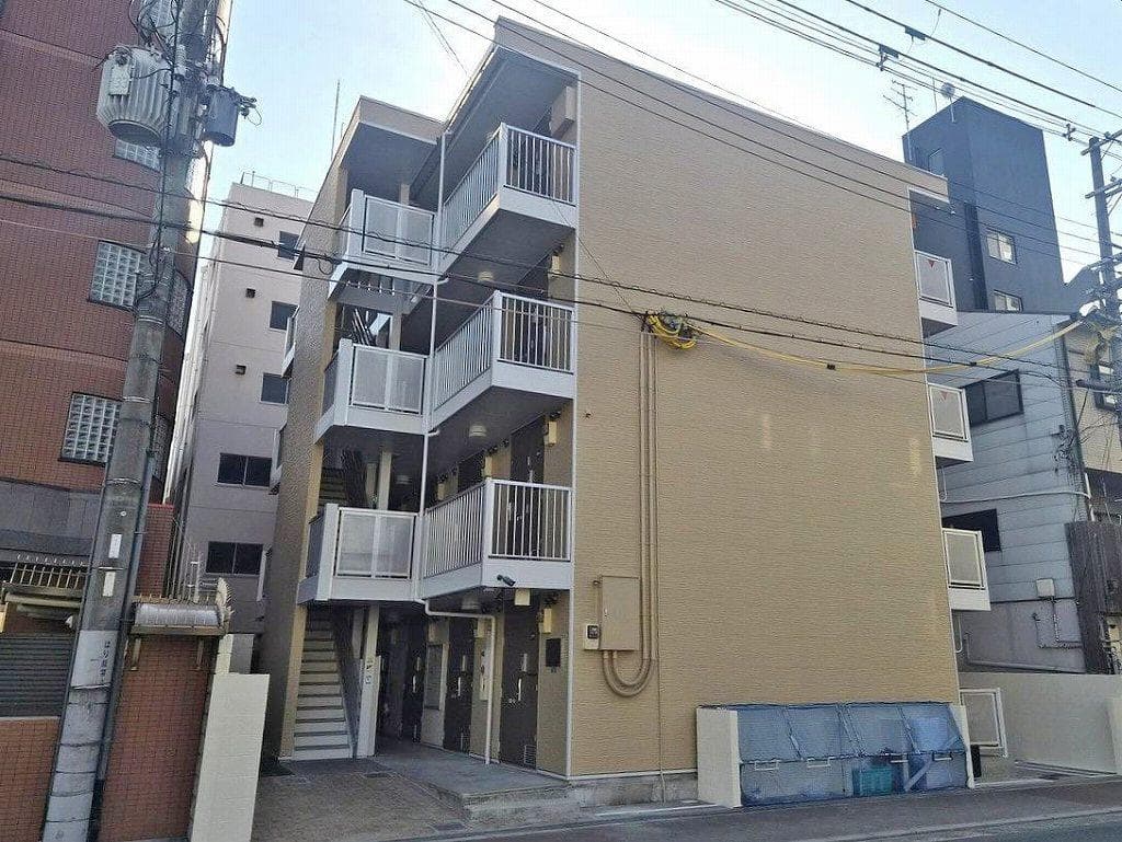 Main exterior of leopalace E Success