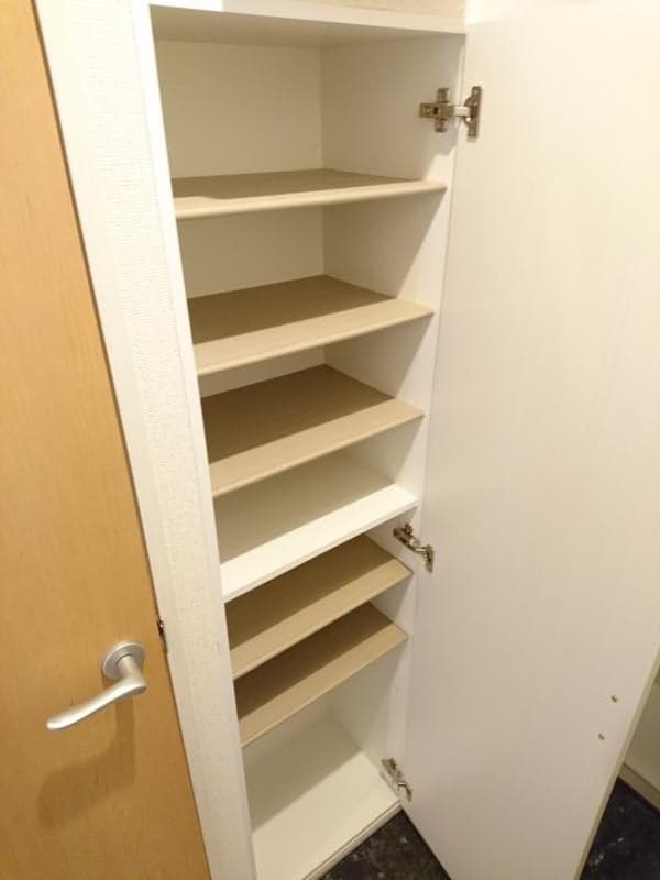 Room image 12