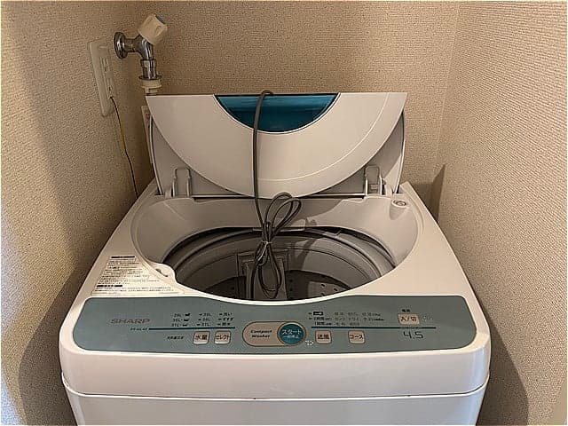 Room image 16
