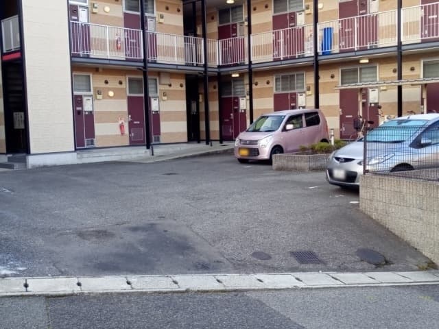 Room image 16