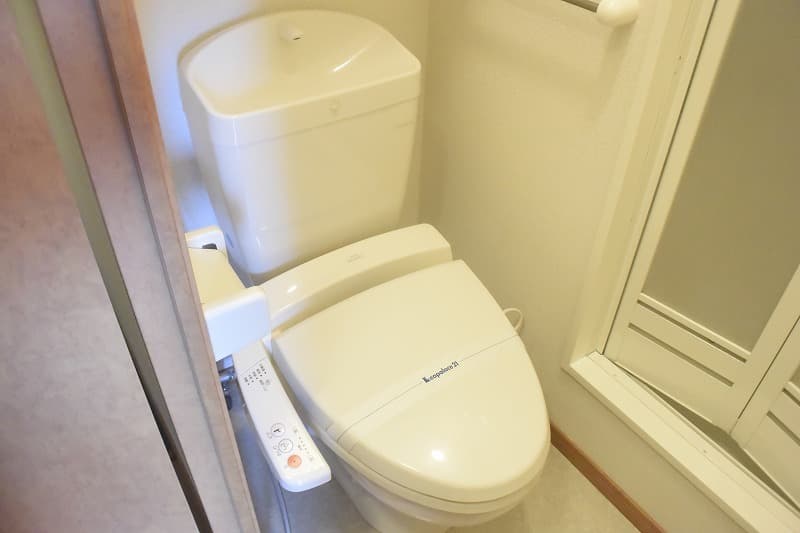 Room image 8