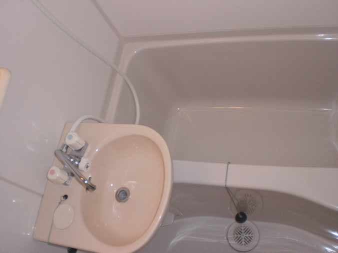 Room image 9