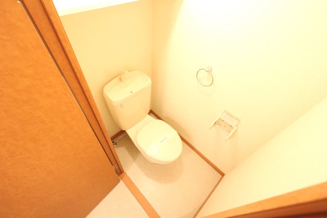 Room image 12