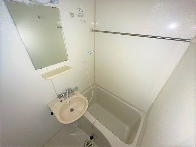 Room image 13