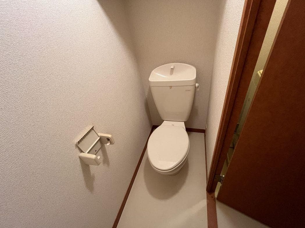Room image 9