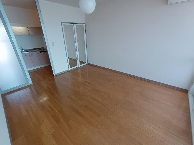 Preview interior of leopalace Yoshida