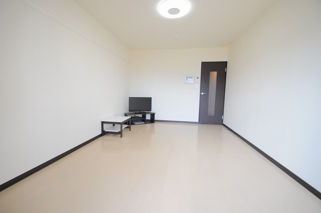 Room image 12
