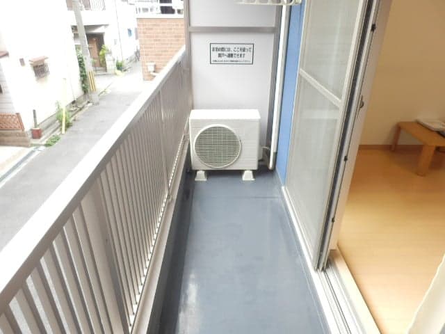 Room image 11