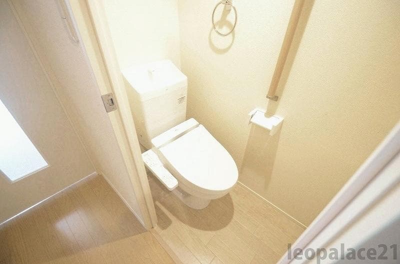 Room image 14