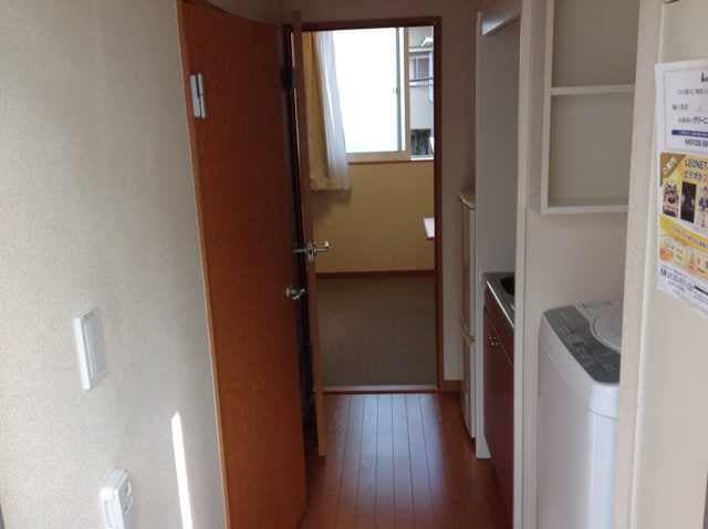 Room image 11