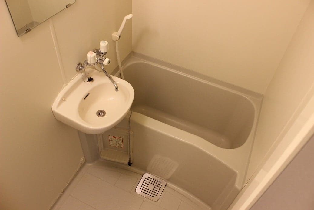 Room image 8