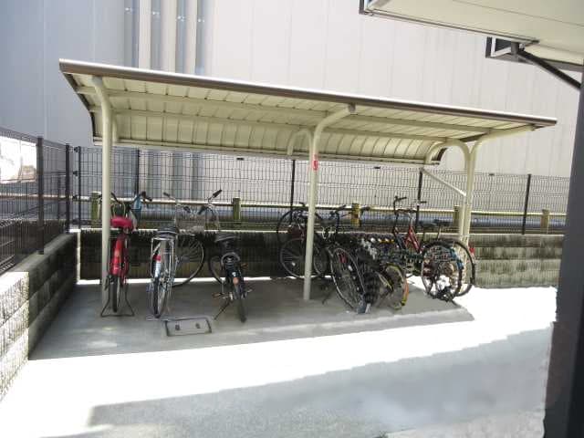 Room image 13