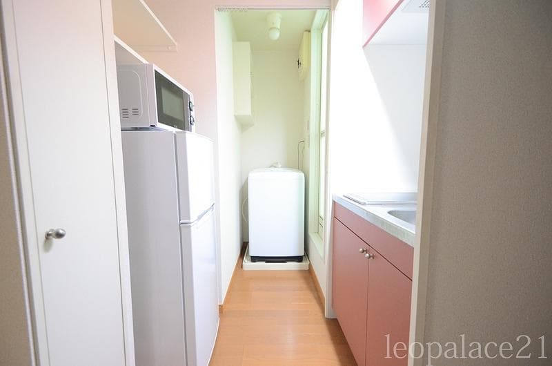 Room image 11