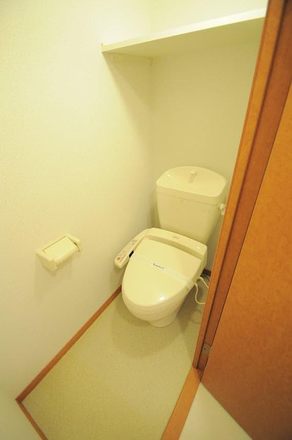 Room image 11