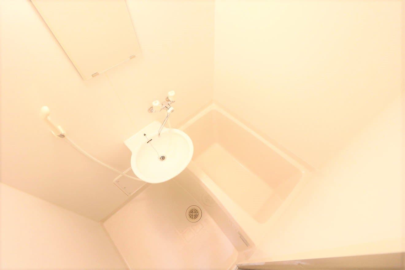 Room image 15
