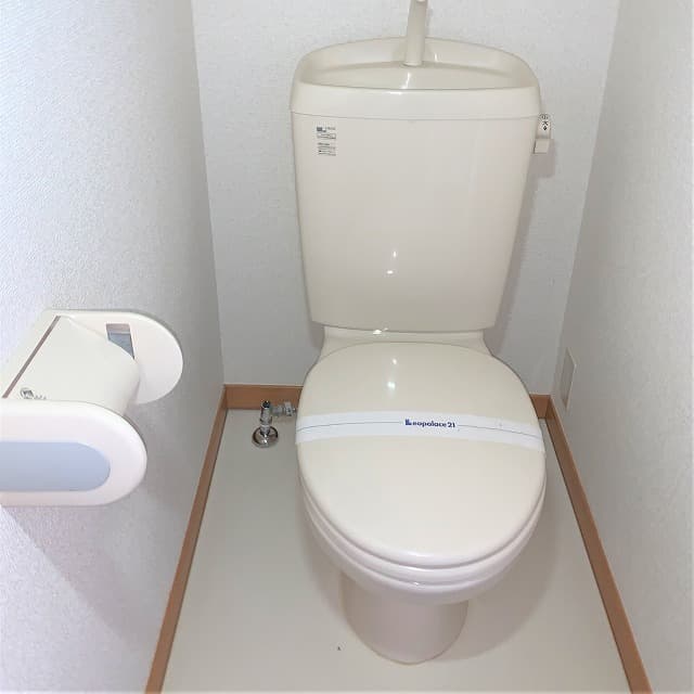 Room image 12